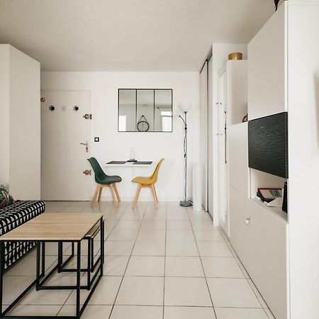 Cosy T1, A 10 Minutes A Pieds Des Plages Fréjus Exteriér fotografie